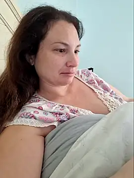 Snapshot of MilfyMrsRobinson chatting on 03/08/25, 02:19 MilfyMrsRobinson online show from 03/08/25, 02:19