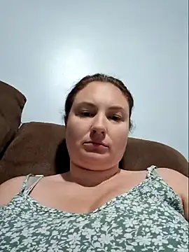 Snapshot of MilfyMrsRobinson chatting on 09/17/25, 09:05 MilfyMrsRobinson online show from 09/17/25, 09:05