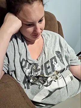 Snapshot of MilfyMrsRobinson chatting on 10/09/25, 12:03 MilfyMrsRobinson online show from 10/09/25, 12:03