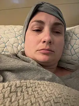 MilfyMrsRobinson online show from 05/28/26, 12:41