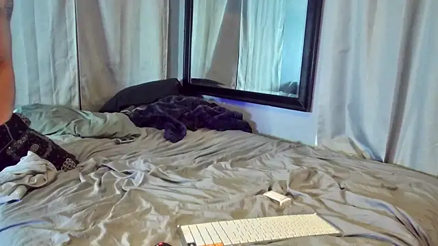 Snapshot of RyleyRydes chatting on 02/03/25, 12:25 RyleyRydes online show from 02/03/25, 12:25