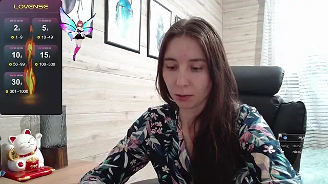 Snapshot of Wowpornoo chatting on 10/07/25, 09:17 Wowpornoo online show from 10/07/25, 09:17