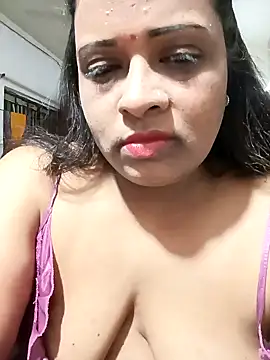 Snapshot of Love_Jenny chatting on 12/31/24, 02:58 Love Jenny online show from 12/31/24, 02:58