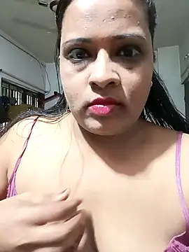 Snapshot of Love_Jenny chatting on 01/31/25, 07:18 Love Jenny online show from 01/31/25, 07:18