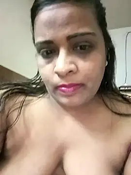 Snapshot of Love_Jenny chatting on 02/01/25, 02:45 Love Jenny online show from 02/01/25, 02:45