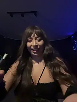 Snapshot of KimArts chatting on 11/09/25, 07:45 KimArts online show from 11/09/25, 07:45