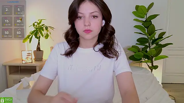Snapshot of pusichka chatting on 09/18/25, 07:21 pusichka online show from 09/18/25, 07:21