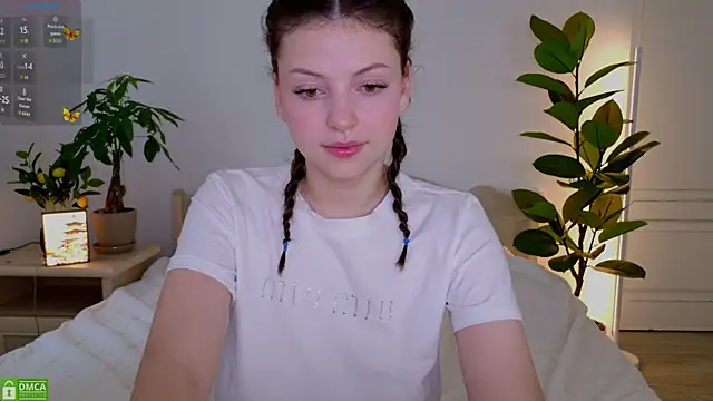 Snapshot of pusichka chatting on 10/05/25, 07:07 pusichka online show from 10/05/25, 07:07