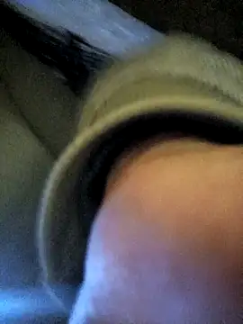 Snapshot of ListedLoin chatting on 01/04/25, 06:51 ListedLoin online show from 01/04/25, 06:51