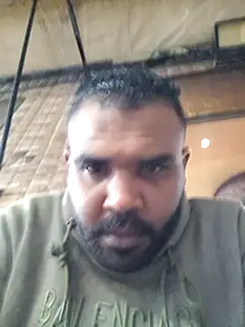 Snapshot of ListedLoin chatting on 01/10/25, 04:30 ListedLoin online show from 01/10/25, 04:30