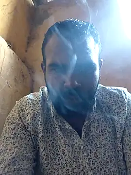 Snapshot of ListedLoin chatting on 11/02/25, 12:40 ListedLoin online show from 11/02/25, 12:40