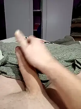 Snapshot of killminou chatting on 11/27/25, 09:39 killminou online show from 11/27/25, 09:39