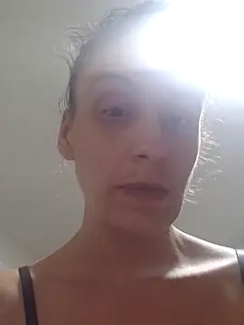 PrettyPocahontas69 online show from 10/02/25, 12:06