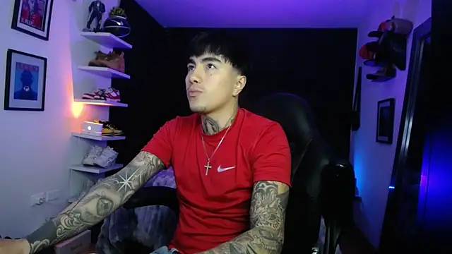 Snapshot of jung_dragon chatting on 10/22/25, 05:41 jung dragon online show from 10/22/25, 05:41