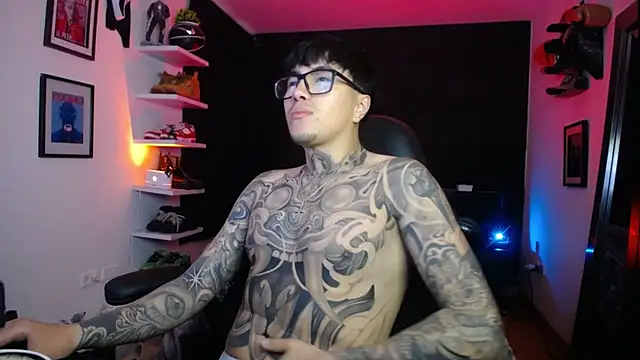 Snapshot of jung_dragon chatting on 11/06/25, 12:39 jung dragon online show from 11/06/25, 12:39