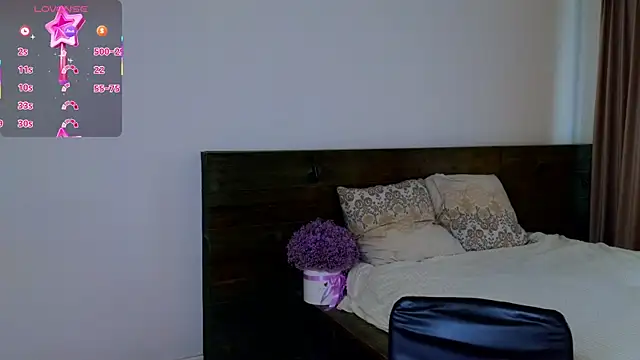 Snapshot of JessicaCartier chatting on 04/04/26, 04:33 JessicaCartier online show from 04/04/26, 04:33