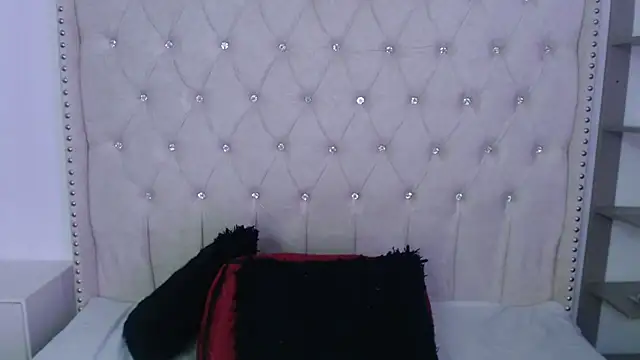 Abril Squirt online show from 11/04/25, 07:46