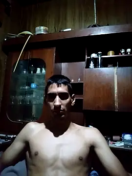 Snapshot of Pablunt-rap chatting on 10/17/25, 02:37 Pablunt-rap online show from 10/17/25, 02:37