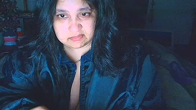 MelanieFawker online show from 01/04/25, 04:44