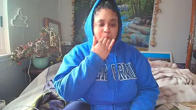 MelanieFawker online show from 02/15/25, 05:07