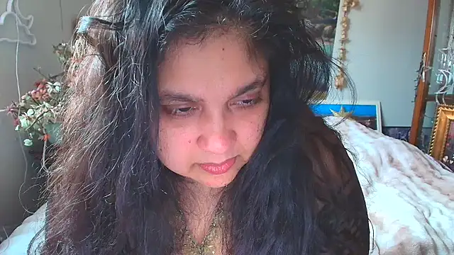 MelanieFawker online show from 03/12/25, 08:31