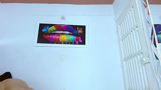 Snapshot of ManuelaCox chatting on 09/24/25, 02:31 ManuelaCox online show from 09/24/25, 02:31