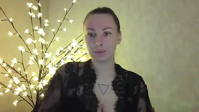  Leslyy Solo 1 online show from 02/02/25, 02:56