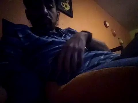 Angel Coronel online show from 12/04/24, 07:39