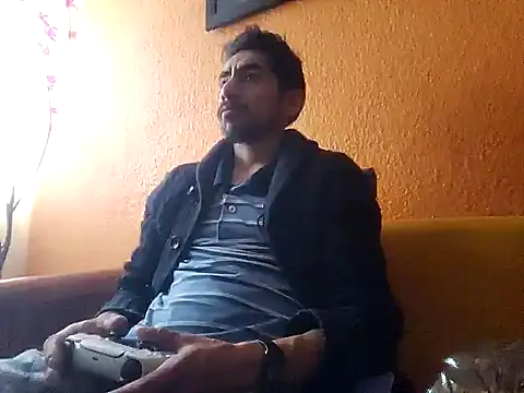 Angel Coronel online show from 12/05/24, 08:55