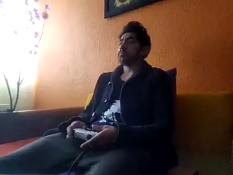 Angel Coronel online show from 01/11/25, 06:44