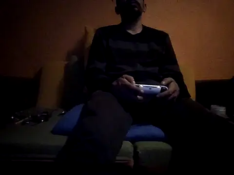 Angel Coronel online show from 02/14/25, 01:02