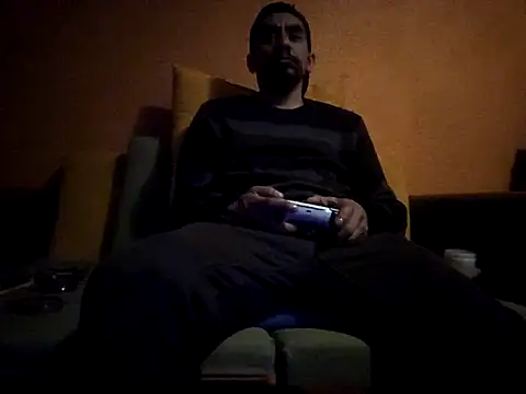 Angel Coronel online show from 02/15/25, 01:10