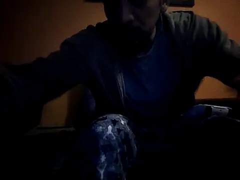 Angel Coronel online show from 02/18/25, 02:38