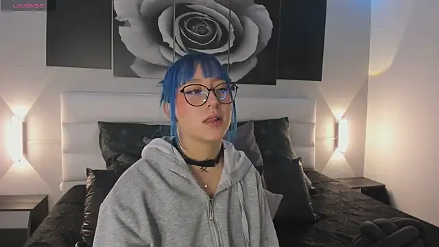 sofi bakerr online show from 09/23/25, 11:35