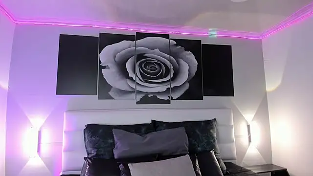 sofi bakerr online show from 11/12/25, 11:43