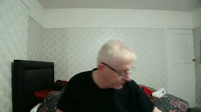 shaun63m online show from 12/19/24, 01:18