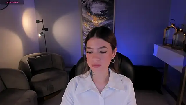 ViolettHansson online show from 01/29/25, 09:39