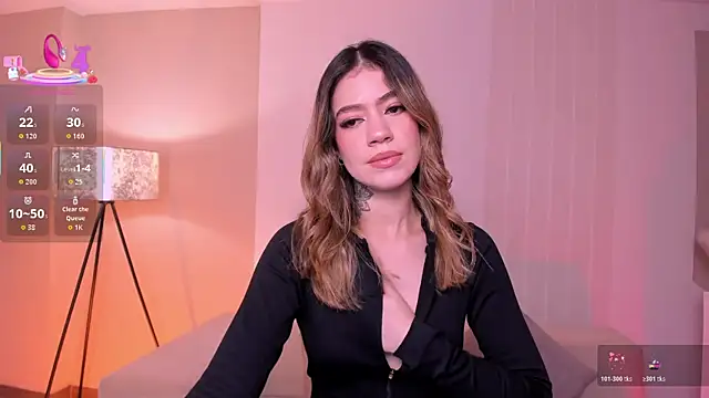 ViolettHansson online show from 10/31/25, 11:44