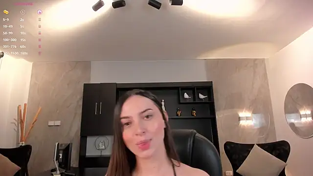 AliceHarper  online show from 01/04/25, 06:41