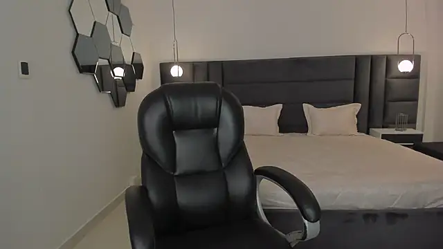 AliceHarper  online show from 01/15/25, 02:49