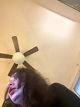 holyeroticss online show from 09/27/25, 10:48