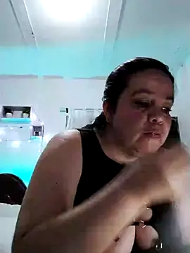 lunanataly online show from 12/26/24, 11:57