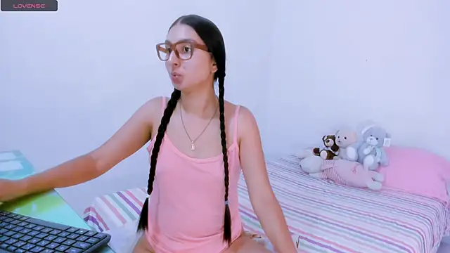 Snapshot of Alyson0001 chatting on 10/01/25, 07:09 Alyson0001 online show from 10/01/25, 07:09