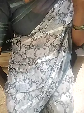 Snapshot of sexyrapa chatting on 10/20/25, 04:02 sexyrapa online show from 10/20/25, 04:02