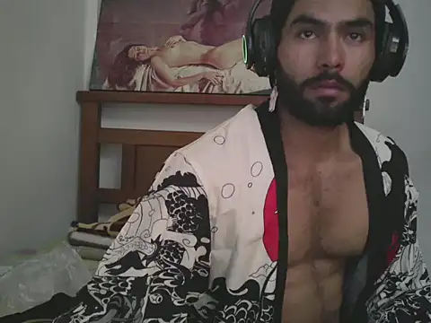 hideonbush051 online show from 12/02/25, 04:13