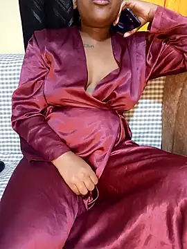 NATASHA LUCKY online show from 01/10/25, 09:55