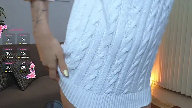 Snapshot of ScarlletFoxx chatting on 10/23/25, 11:24 ScarlletFoxx online show from 10/23/25, 11:24