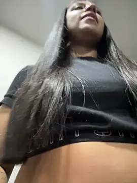 Salome golvert online show from 09/26/25, 10:47