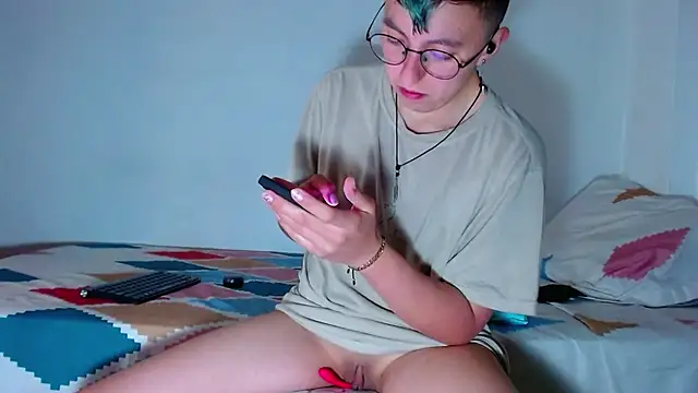 Snapshot of Sexyboy_666 chatting on 11/29/25, 11:24 Sexyboy 666 online show from 11/29/25, 11:24