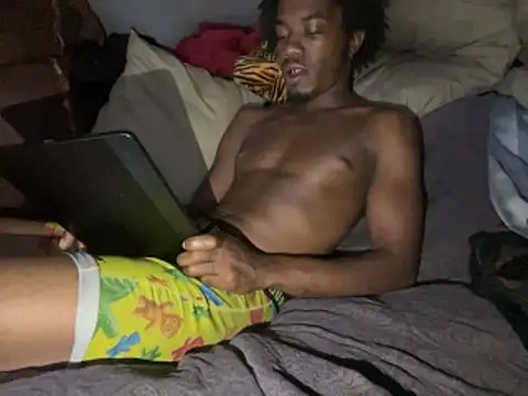 Snapshot of SlimeCrownzOut5 chatting on 11/07/25, 07:41 SlimeCrownzOut5 online show from 11/07/25, 07:41